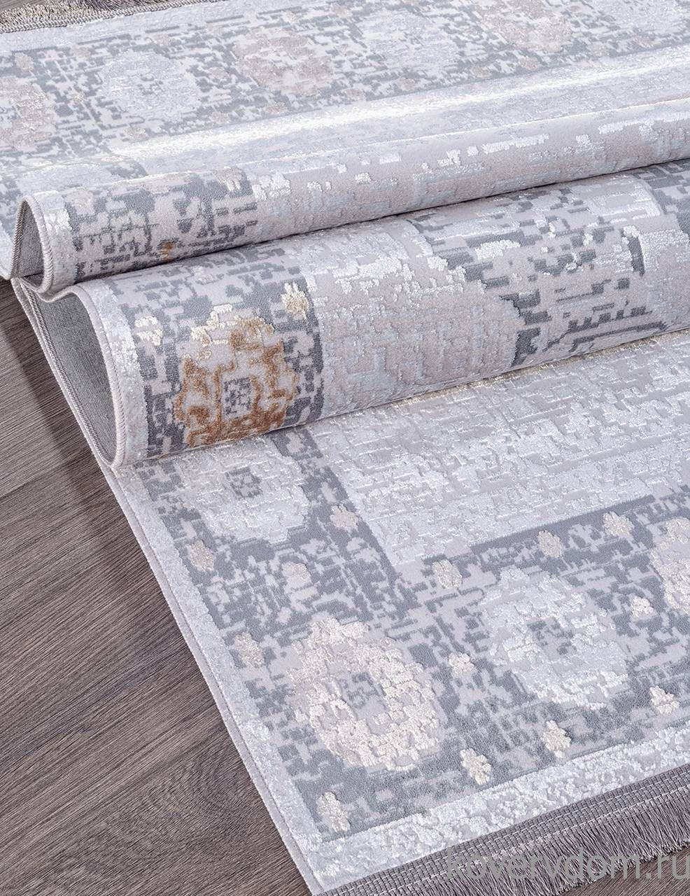 Ковер CAPRICE 8560 в дизайне